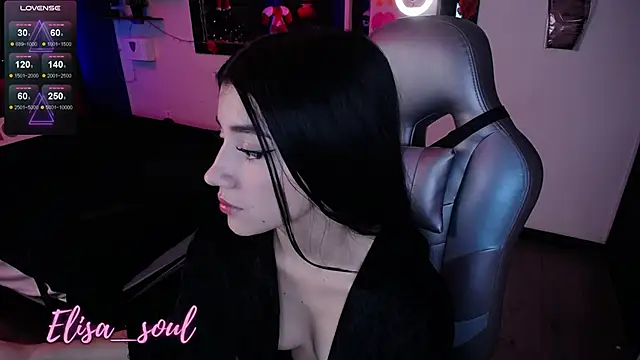 Snapshot of Elisa_Soul chatting on December 2024 12:27:02 PM Elisa Soul online show from December 2024 12:27:02 PM