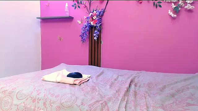 analdeepalejandra18 online show from September 2025 07:19:02 PM