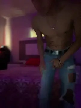 oiram27 online show from April 2026 09:42:01 PM