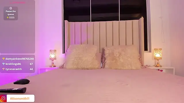 Aliison Smith online show from December 2025 03:12:03 AM