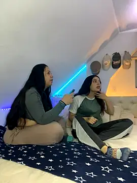 Scarlett Jazmin online show from October 2025 06:44:01 AM