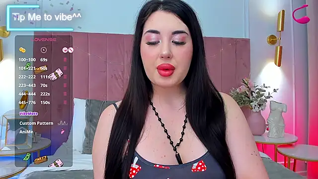 Snapshot of Mayzzie chatting on September 2025 07:15:01 PM Mayzzie online show from September 2025 07:15:01 PM