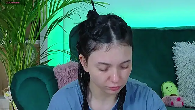 AveryWillow online show from October 2025 02:56:02 AM