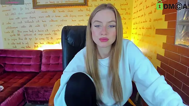 Snapshot of alexa_glory chatting on October 2025 01:34:02 PM alexa glory online show from October 2025 01:34:02 PM