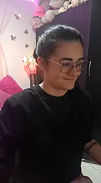 Snapshot of Hanna_Kinsley chatting on December 2024 05:20:02 AM Hanna Kinsley online show from December 2024 05:20:02 AM