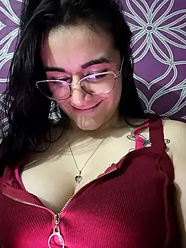 Snapshot of Hanna_Kinsley chatting on February 2025 05:35:01 AM Hanna Kinsley online show from February 2025 05:35:01 AM