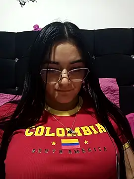 Snapshot of Hanna_Kinsley chatting on March 2025 03:44:02 AM Hanna Kinsley online show from March 2025 03:44:02 AM