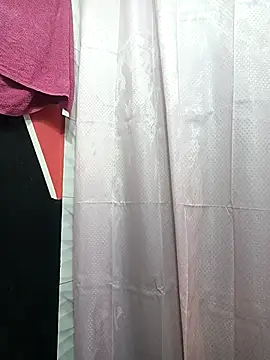 Snapshot of Hanna_Kinsley chatting on October 2025 05:35:01 PM Hanna Kinsley online show from October 2025 05:35:01 PM