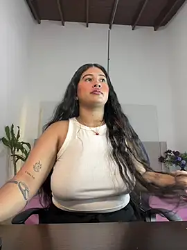 AliceMayer1 online show from February 2025 05:11:02 AM