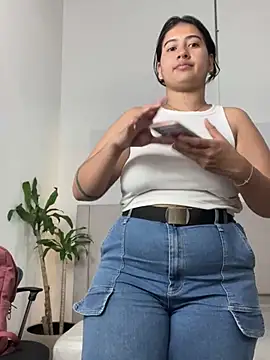 AliceMayer1 online show from March 2025 11:05:02 AM