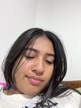 AliceMayer1 online show from March 2025 07:25:01 PM