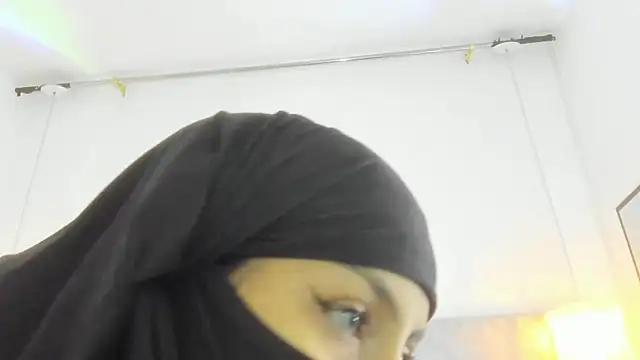 naomiii   online show from March 2026 11:38:02 AM