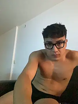 LCarreraa online show from January 2025 09:07:01 PM