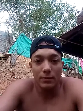 tayson  online show from October 2025 10:46:02 AM