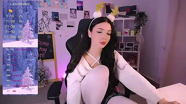 EmmaKeam online show from December 2024 04:39:02 AM