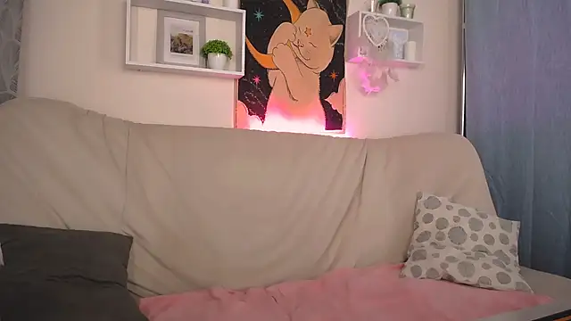 EmmaKeam online show from January 2025 12:05:02 PM