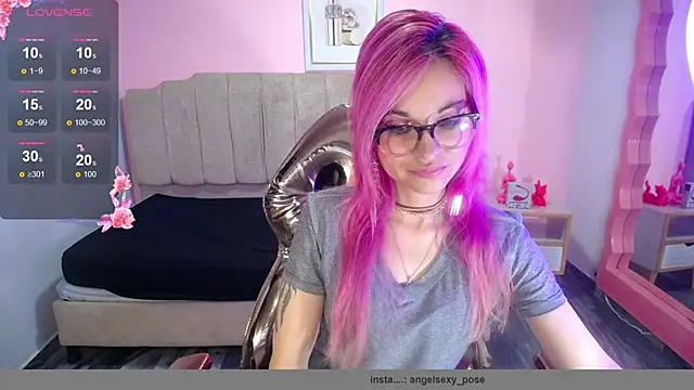 abril ch  online show from October 2025 10:48:01 AM