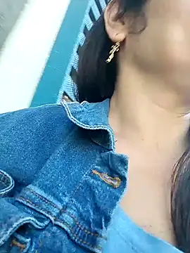 NATHALIA-28  online show from January 2025 01:14:01 PM