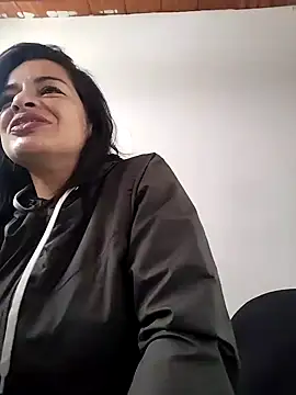 NATHALIA-28  online show from January 2025 08:00:01 PM