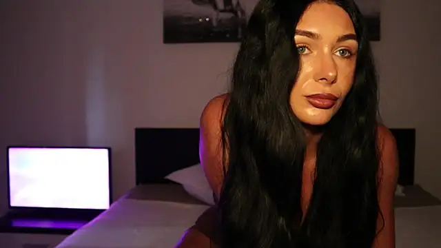 IvyKaelani online show from June 2026 02:30:02 PM