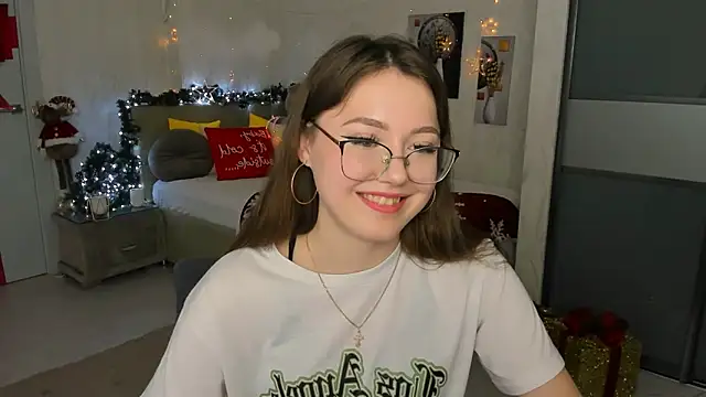 SereneFlame online show from January 2025 10:33:01 PM