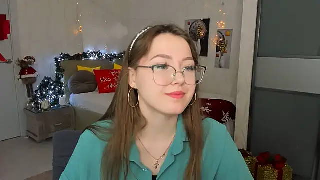 SereneFlame online show from January 2025 10:03:01 AM