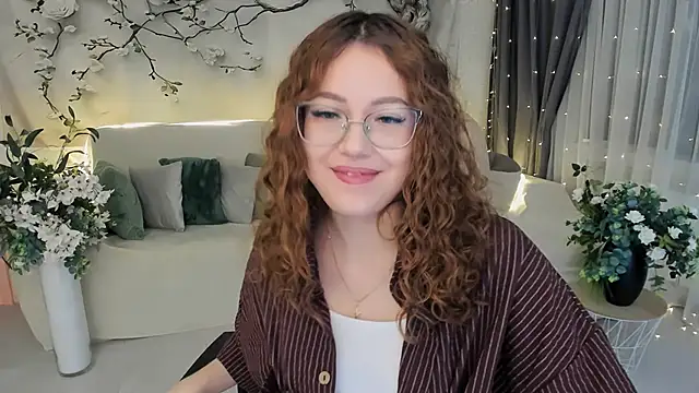 SereneFlame online show from November 2025 04:09:01 PM