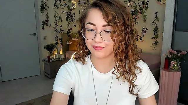 SereneFlame online show from May 2026 04:02:02 PM