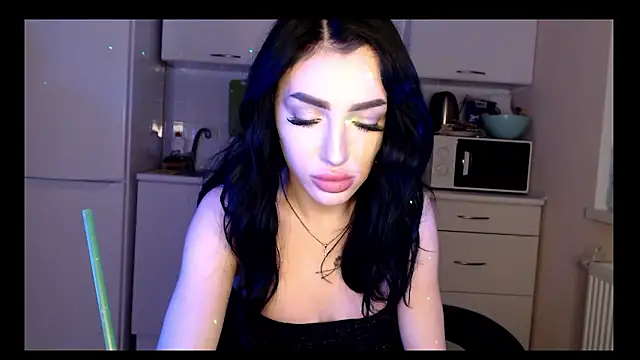 NancyLovee  online show from December 2024 09:46:01 PM