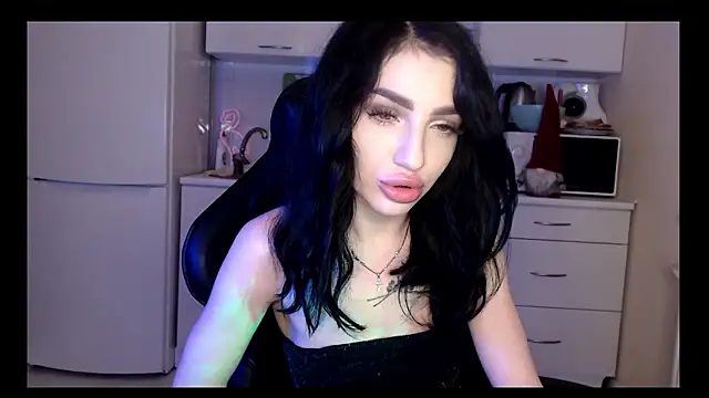 NancyLovee  online show from December 2024 11:23:02 PM