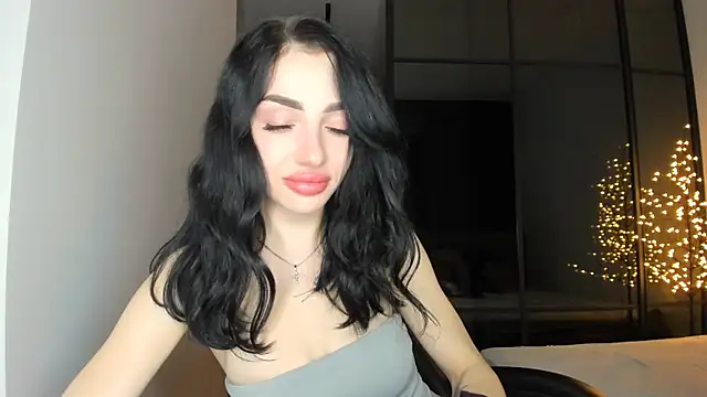 NancyLovee  online show from November 2025 08:35:02 PM