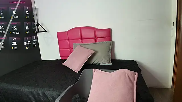 ScarleetJhonson  online show from March 2025 11:33:02 AM