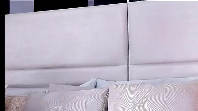 LexyRobert online show from March 2025 03:53:02 PM