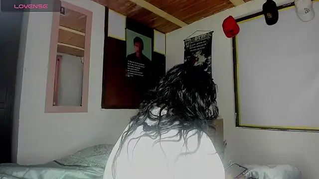 Nenita Hot  online show from October 2025 04:11:01 AM