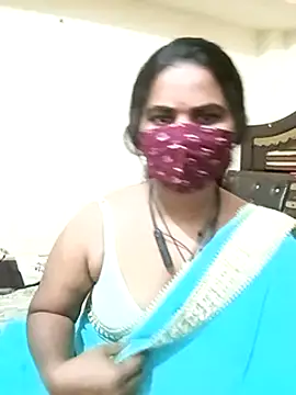 Snapshot of anitha906 chatting on December 2024 07:07:01 PM anitha906 online show from December 2024 07:07:01 PM