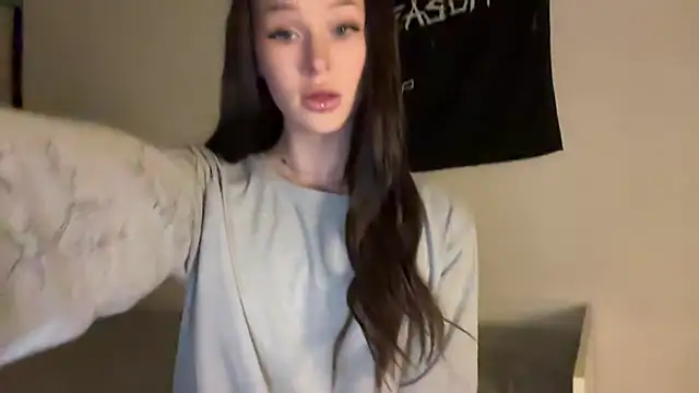 ur molly online show from October 2025 04:17:01 PM