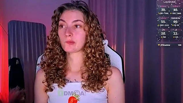 Snapshot of lady_curls chatting on September 2025 09:05:01 PM lady curls online show from September 2025 09:05:01 PM