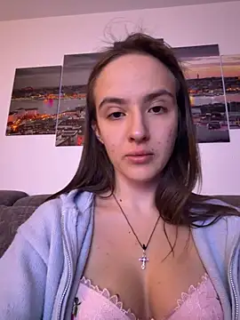 EmilyWi  online show from March 2026 10:04:02 PM