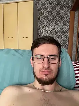 Snapshot of GrahamSouth chatting on December 2024 05:26:01 AM GrahamSouth online show from December 2024 05:26:01 AM