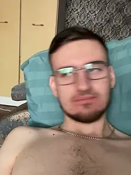 Snapshot of GrahamSouth chatting on December 2024 03:58:01 AM GrahamSouth online show from December 2024 03:58:01 AM