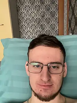 Snapshot of GrahamSouth chatting on January 2025 04:22:02 AM GrahamSouth online show from January 2025 04:22:02 AM