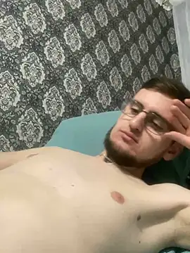 Snapshot of GrahamSouth chatting on January 2025 02:36:02 PM GrahamSouth online show from January 2025 02:36:02 PM