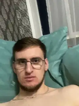 Snapshot of GrahamSouth chatting on January 2025 06:43:01 PM GrahamSouth online show from January 2025 06:43:01 PM