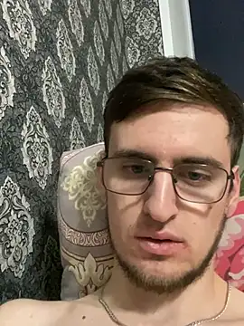 Snapshot of GrahamSouth chatting on February 2025 12:33:01 PM GrahamSouth online show from February 2025 12:33:01 PM