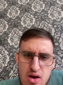 Snapshot of GrahamSouth chatting on March 2025 10:02:01 AM GrahamSouth online show from March 2025 10:02:01 AM