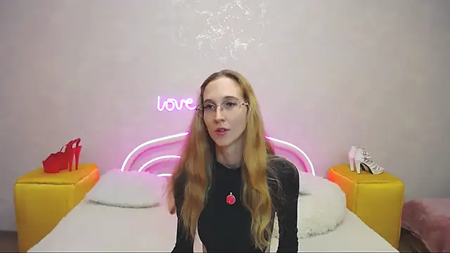 KlaryBrait online show from January 2025 11:34:02 AM