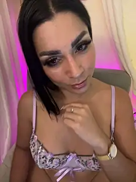 MOMALANA online show from January 2025 07:26:01 PM