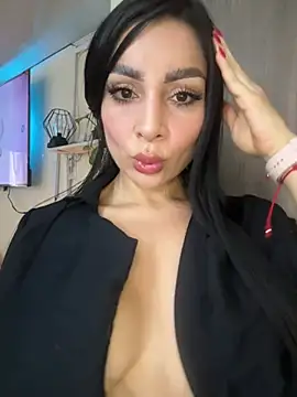 MOMALANA online show from March 2026 04:32:01 PM