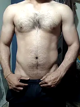 mrweapon7 online show from March 2025 03:58:02 PM