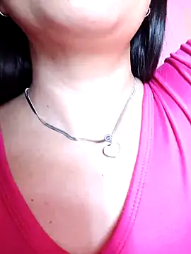 Sofia-Cam online show from November 2025 06:17:01 PM